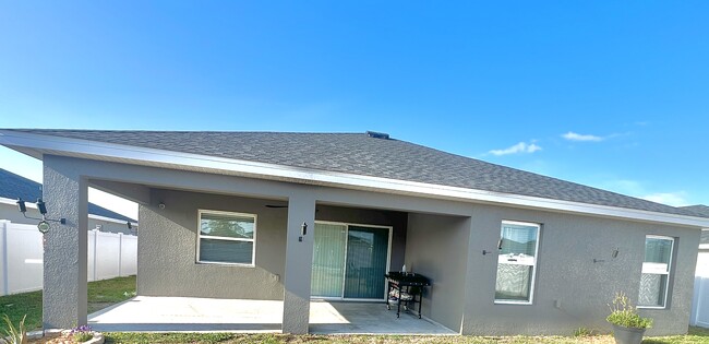 Building Photo - 912 Montgomery Ln