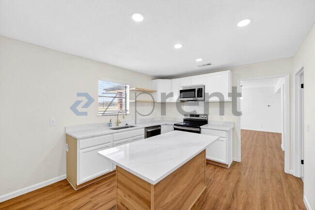 Building Photo - 2404 TX-289