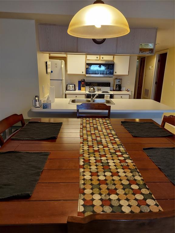 Building Photo - 2027 Royal Bay Blvd