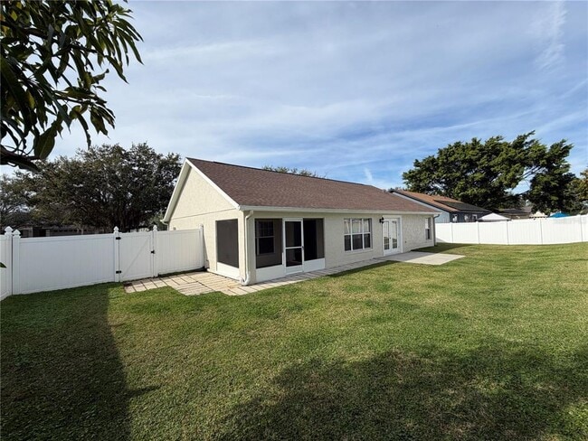 Building Photo - 227 Traditions Dr