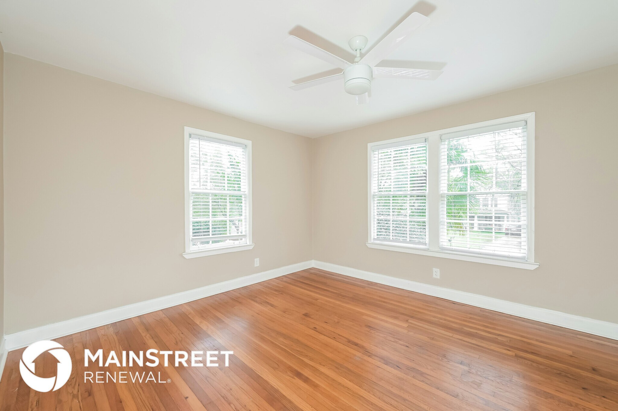 Building Photo - 129 McClean St