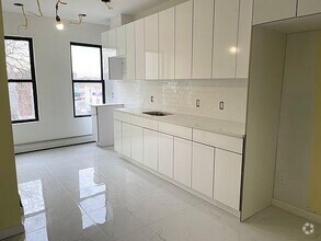 Building Photo - 3 bedroom in BRONX NY 10469