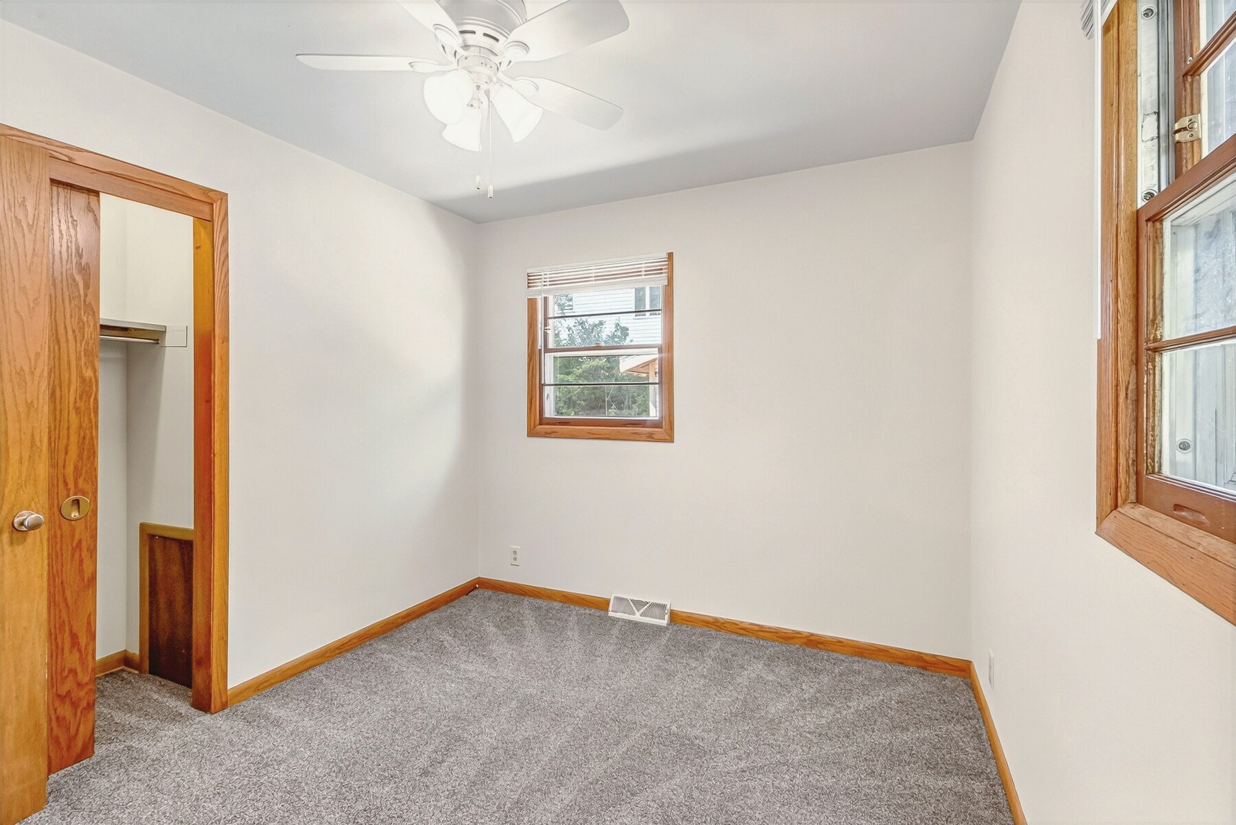 Building Photo - 4805 Camden Rd