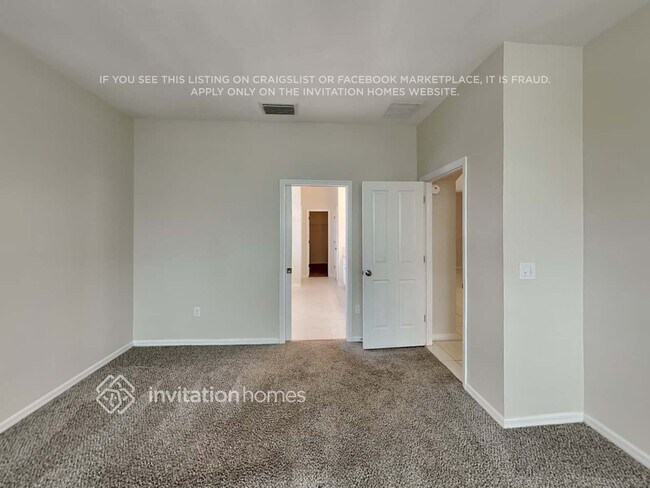 Building Photo - 10214 Ashley Oaks Dr