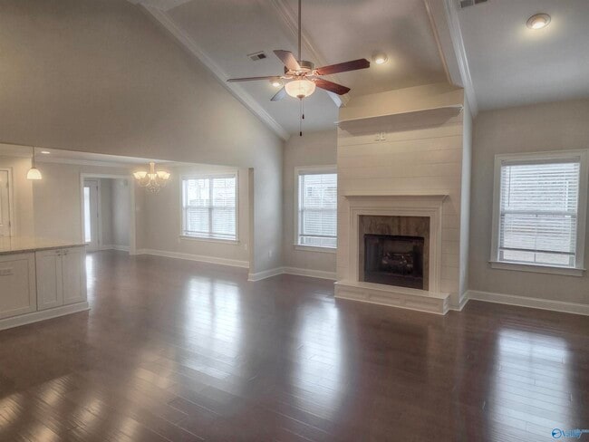 Building Photo - 223 Dustin Ln