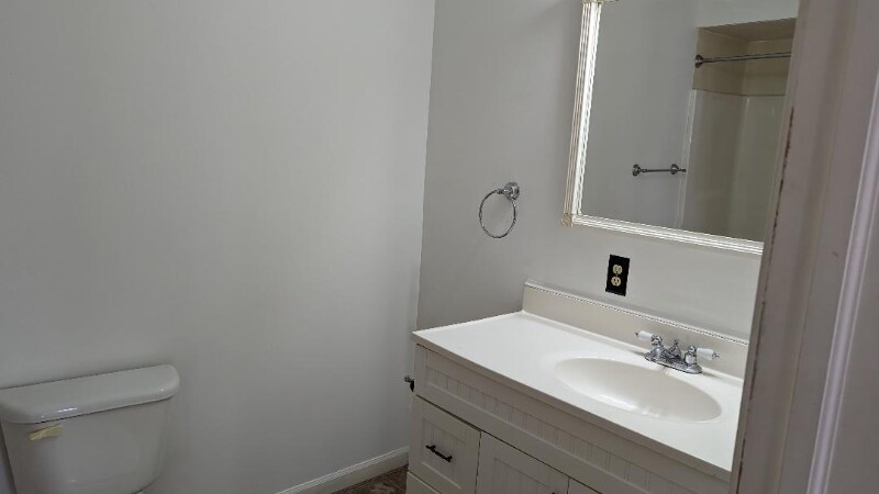 Building Photo - 1721 Mershon St