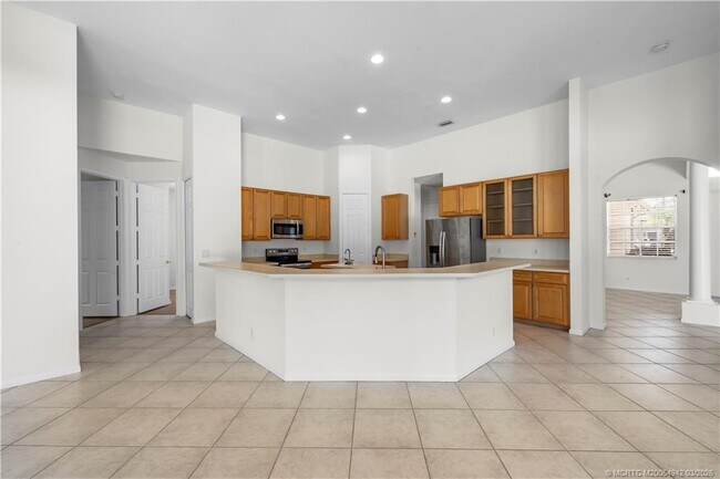 Building Photo - 2529 SW Park Meadows Trail