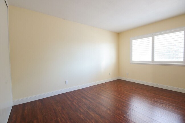 Building Photo - Stylish Corsican Village Retreat with Garage, Patio & Modern Convenience