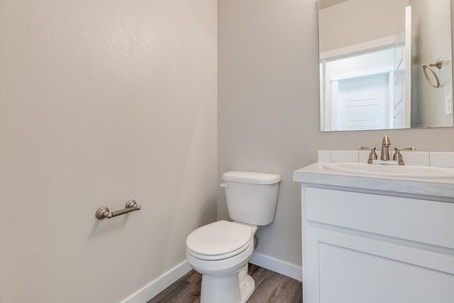 Building Photo - Roe Street Townhomes