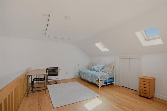 Building Photo - 157 Harrison Ave