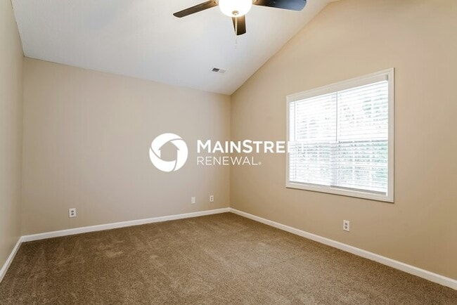 Building Photo - 3 Bedroom Pet-Friendly Home in Raleigh, NC with Main Street Renewal