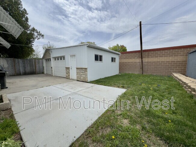 Building Photo - 3324 S 1100 E