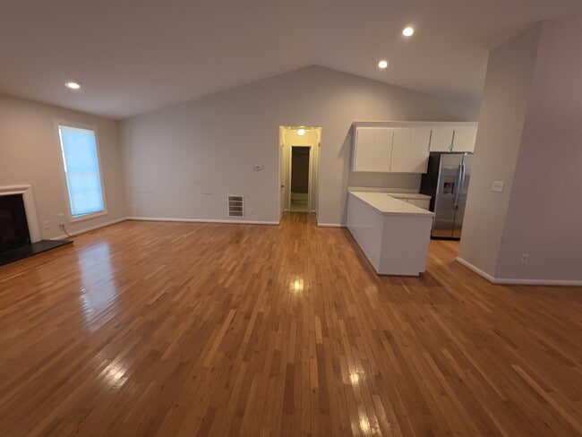 Building Photo - Terrific Rancher with Vaulted Ceiling in Meredith Woods.