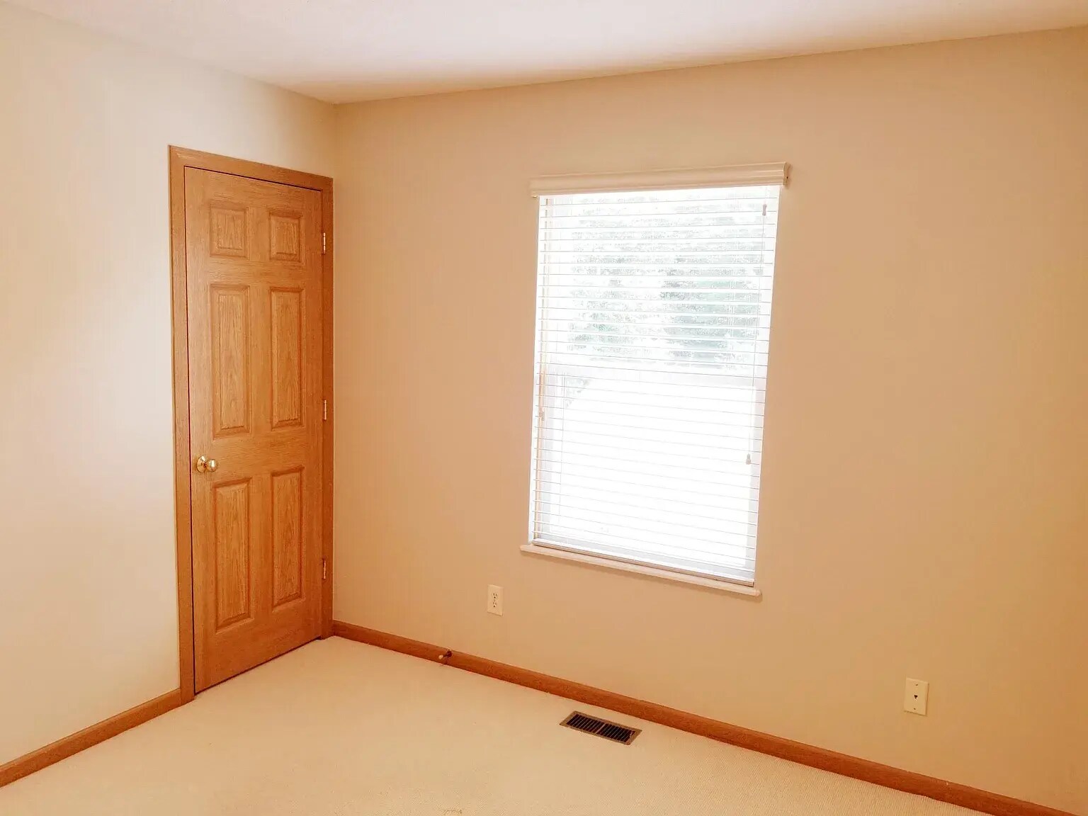 Building Photo - 5912 Treven Way