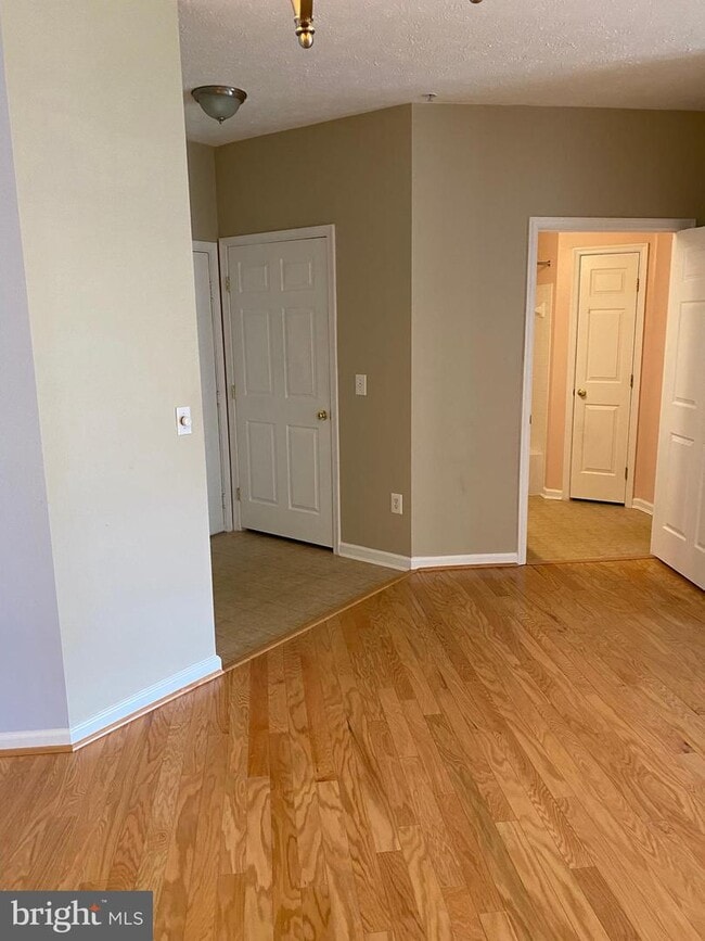 Building Photo - 2507 Amber Orchard Ct W