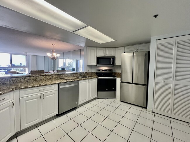 Building Photo - 2700 N Hwy A1A