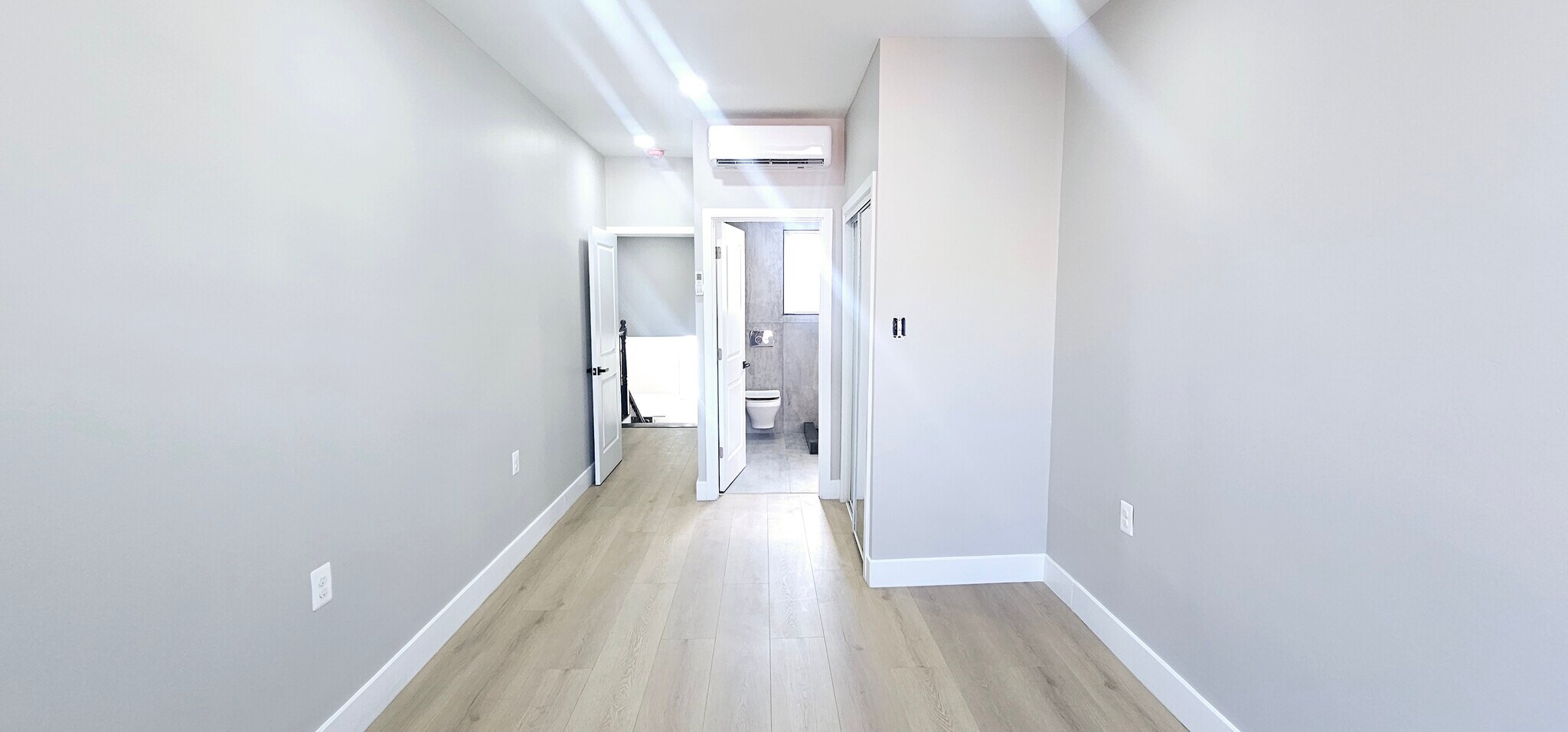 Building Photo - 324 South St