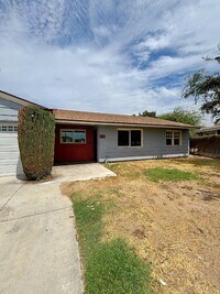Building Photo - 4127 Seymour St