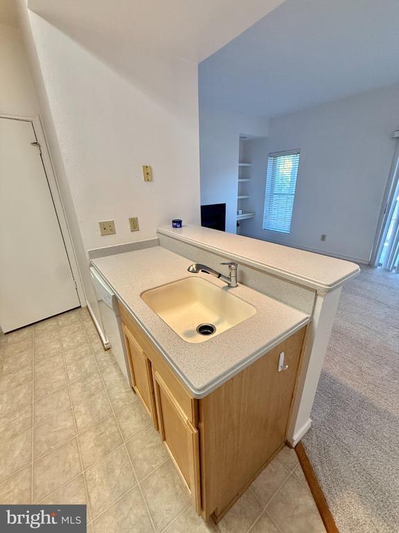 Building Photo - 12155 Penderview Terrace