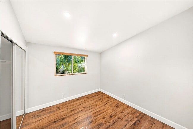 Building Photo - 20524 Rhoda St