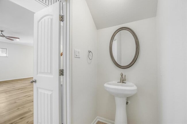 Building Photo - 11400 W Parmer Ln