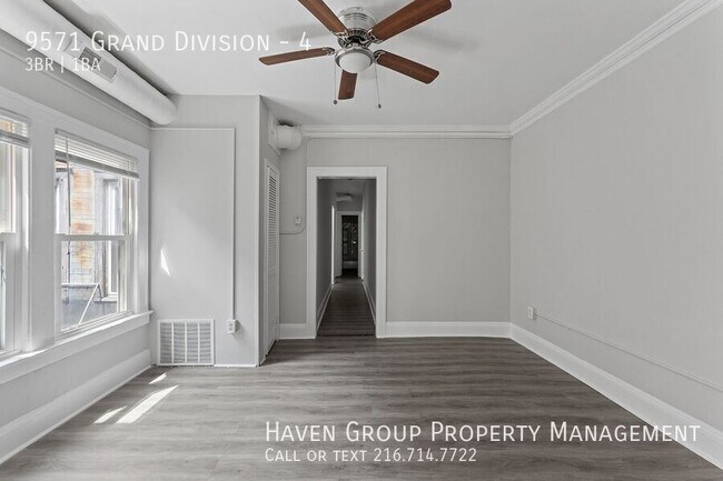 Building Photo - 9571 Grand Division Ave