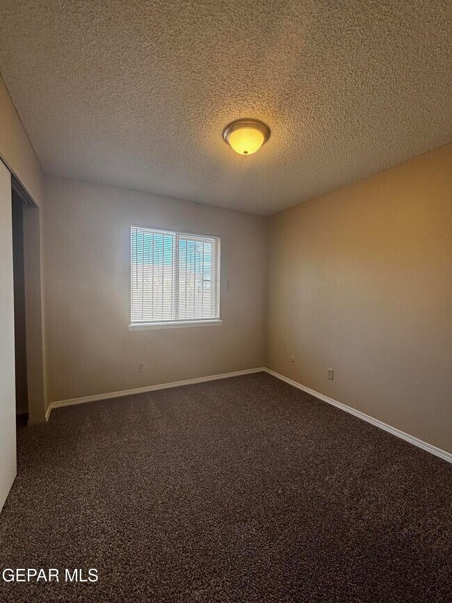 Building Photo - 4029 Edgar Park Ave