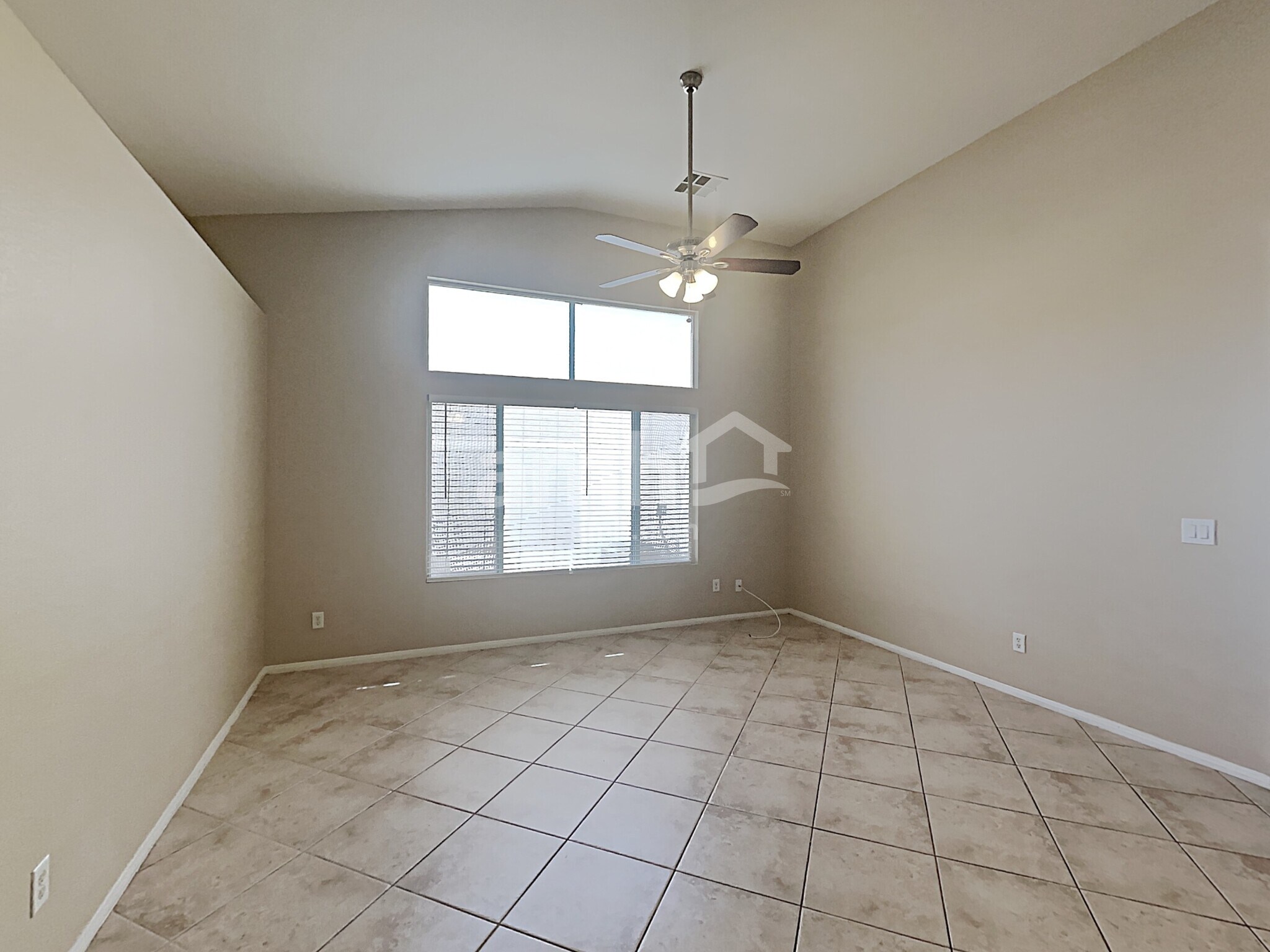 Building Photo - 3415 W Hammer Ln