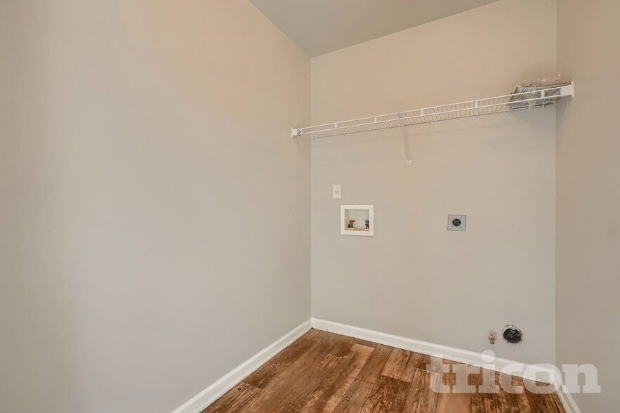 Building Photo - 3368 Hunting Creek Pass