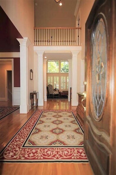 Building Photo - 1710 Sugarloaf Club Dr