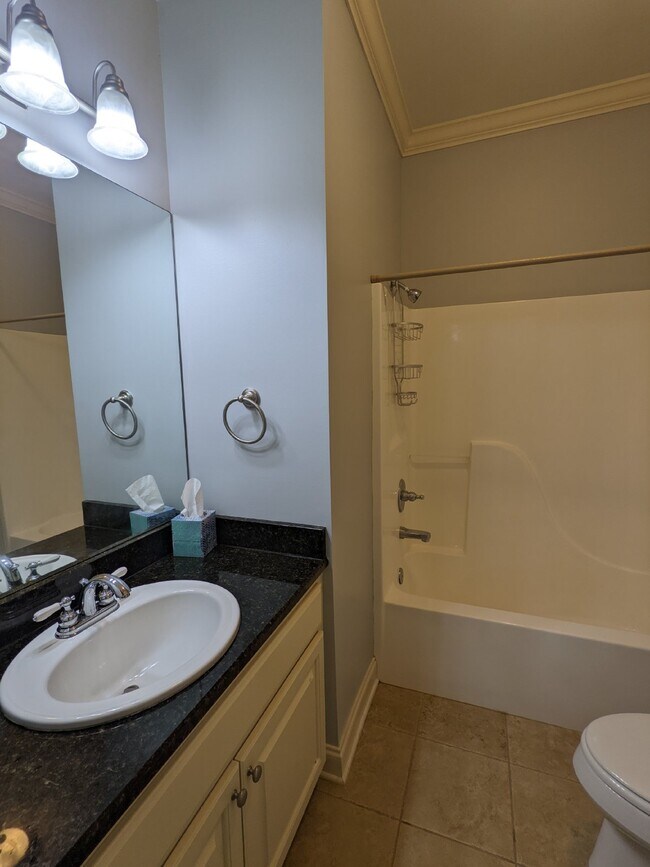 Building Photo - 103 Private Rd 3085