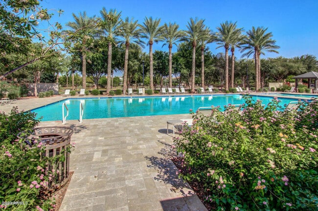 Building Photo - 3854 E Sabra Ln