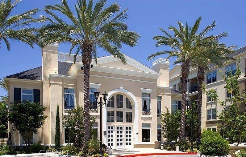 Building Photo - 2429 WATERMARKE Pl