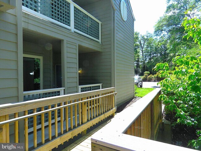 Building Photo - 11701 Summerchase Cir