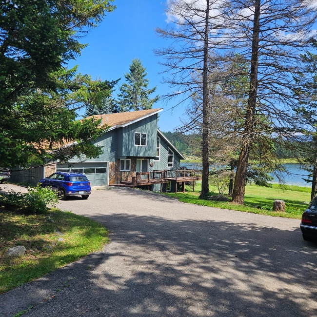 Building Photo - 256 Mallard Loop