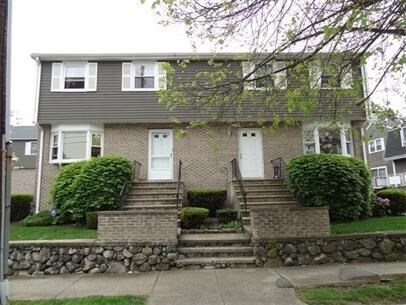 Building Photo - 3 Circuit Ln