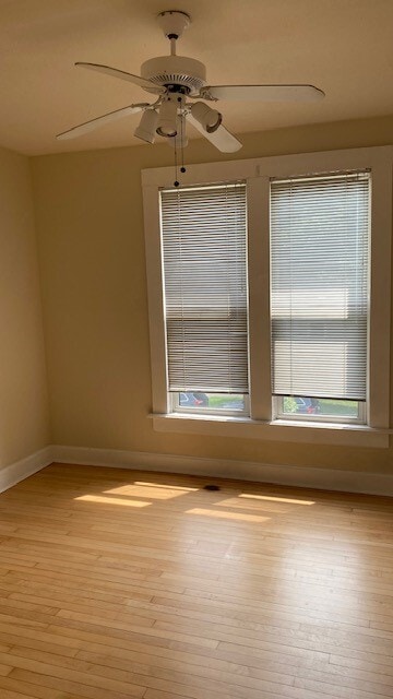 bedroom - 1503 N Cass St