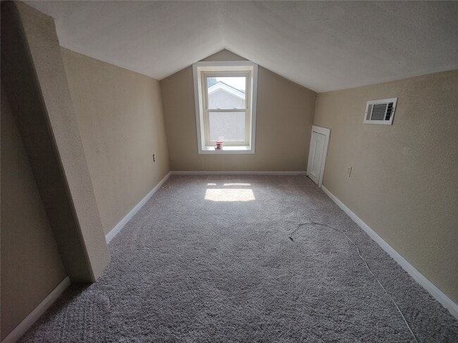 Building Photo - 2715 Ashington Dr