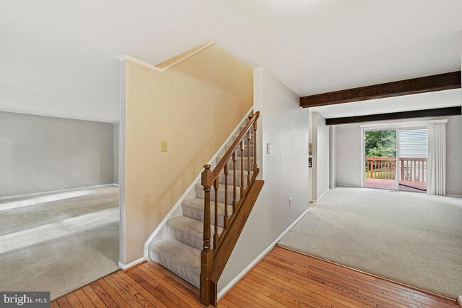 Building Photo - 5847 New England Woods Dr