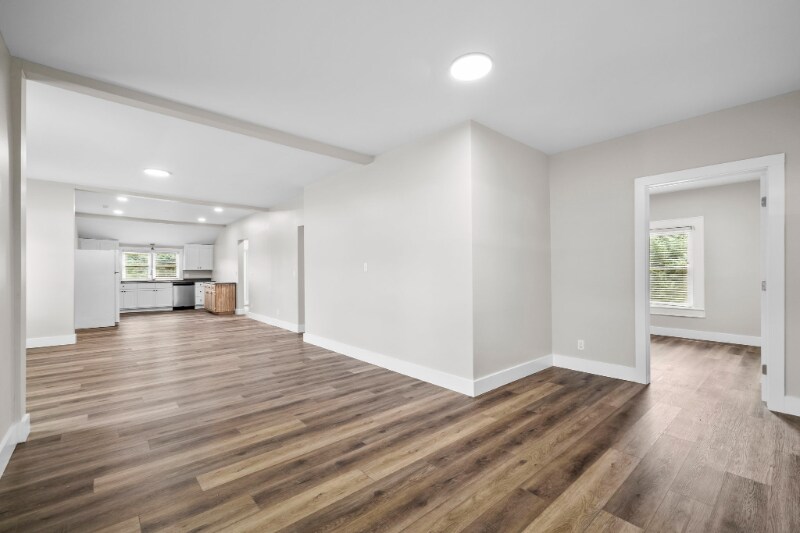 Building Photo - 2811 Locust Hill Rd