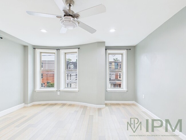 Primary Photo - 1228 Market St