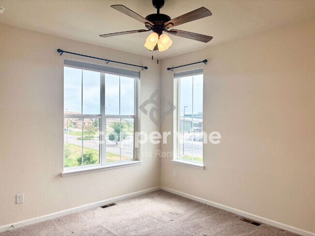 Building Photo - 19593 W 93rd Ln