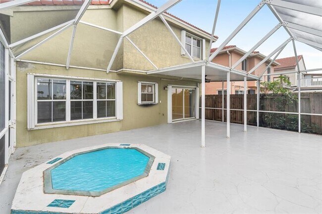 Building Photo - 3138 W Buena Vista Dr