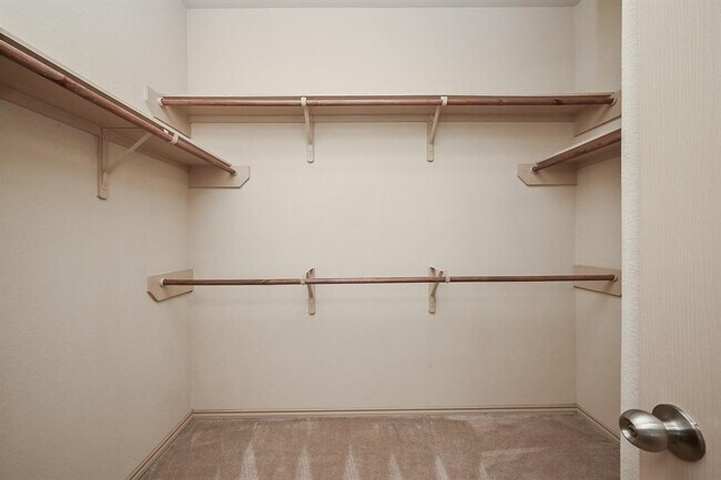 Building Photo - 20603 Flintoff Ln