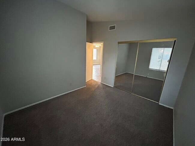 Building Photo - 4645 E Piedmont Rd