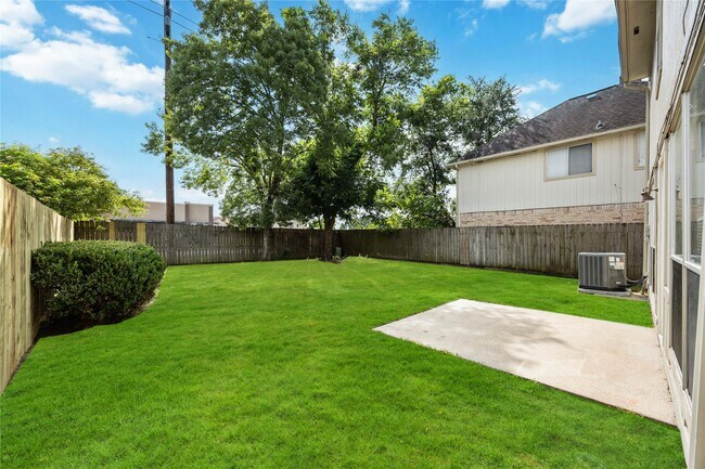 Building Photo - 13610 Repa Ln