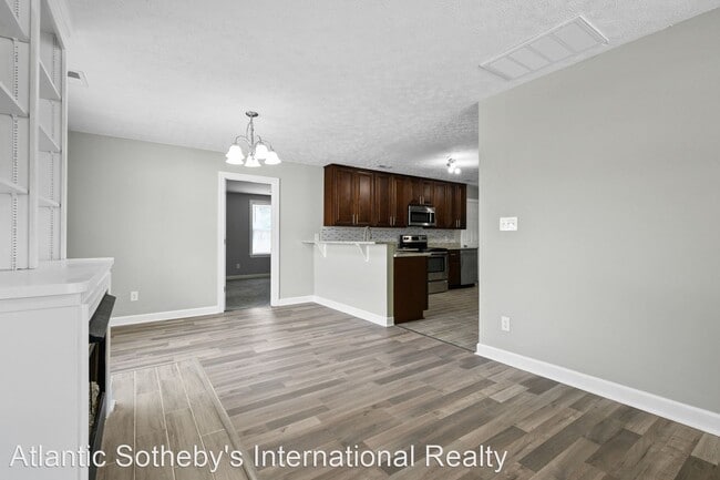 Building Photo - 3 br, 3 bath House - 426 Berkshire Terrace