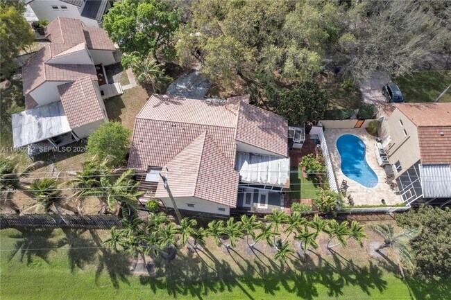 Building Photo - 12145 Begonia Way