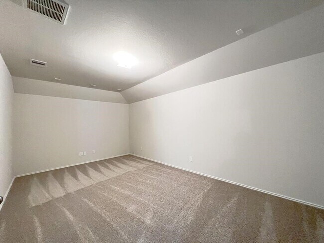 Building Photo - 15502 Islandview Ln