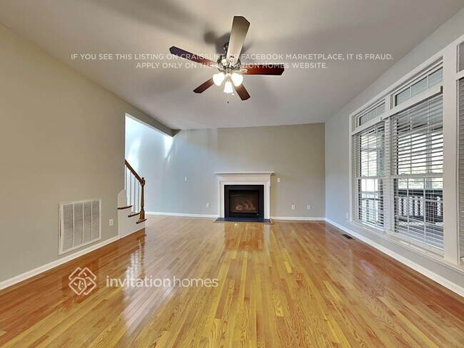 Building Photo - 17136 Knoxwood Dr